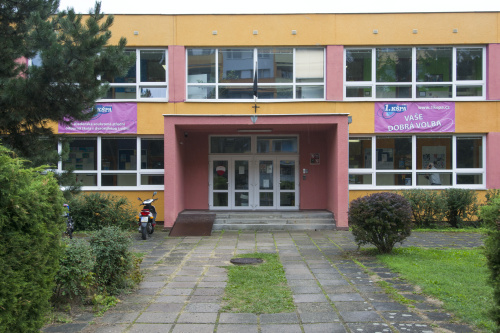 1. kladenská soukromá střední škola a základní škola (1. KŠPA), s.r.o.